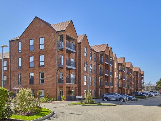 2 bedroom apartment for sale