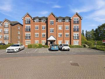 Northwich, Cheshire county, Midlands - Equipped kitchen
