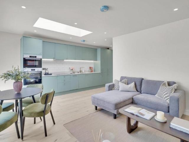 2 bedroom apartment for sale