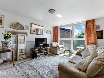 Summerstown, London, Greater London - Garden