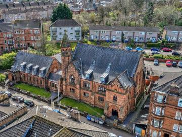 Glasgow, Glasgow and Clyde Valley - Equipped kitchen