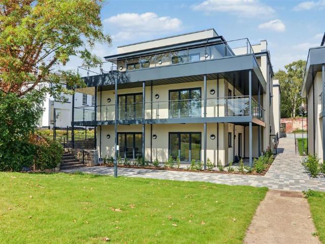 2 bedroom apartment for sale