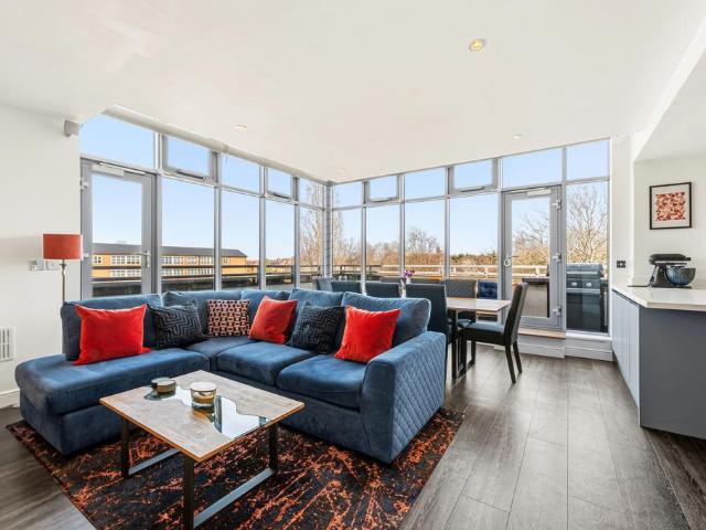 2 bedroom apartment for sale