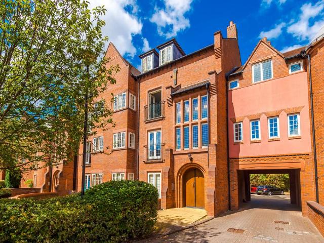 2 bedroom apartment for sale