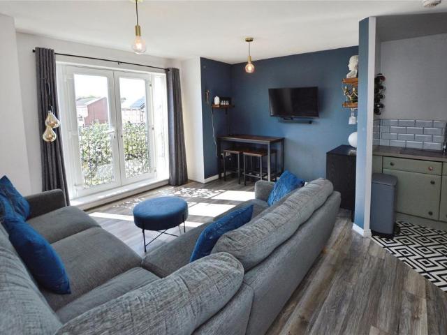 2 bedroom apartment for sale