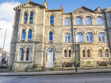 Baildon Railway Station, Otley Road BD17 Shipley, Baildon Shipley, BD17, Bradford and West Yorkshire, North England