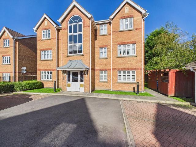 2 bedroom apartment for sale