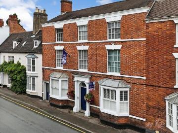 Bridge Street WR10 Pershore - Garden, Concierge