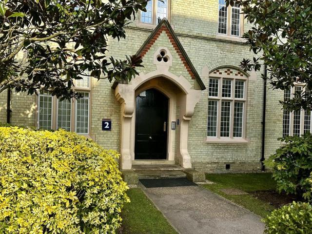 2 bedroom apartment for sale