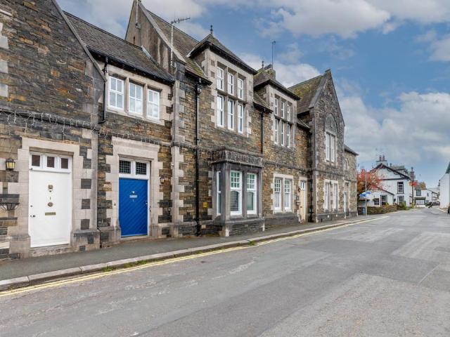 2 bedroom apartment for sale