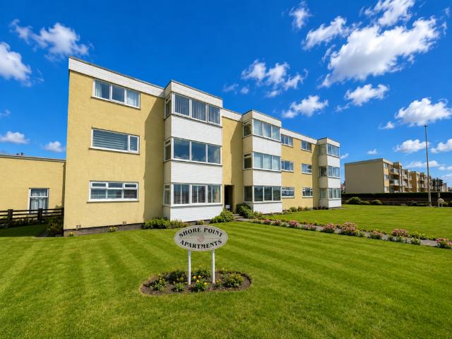 2 bedroom apartment for sale