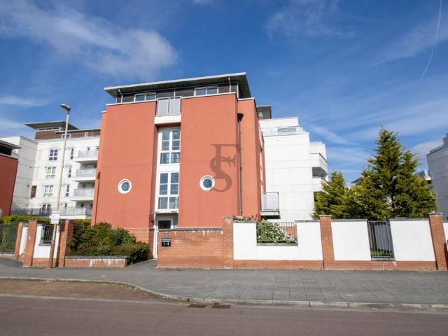 2 bedroom apartment for sale