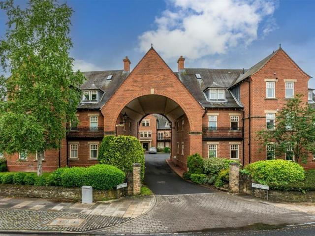 2 bedroom apartment for sale