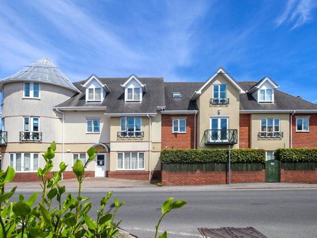 2 bedroom apartment for sale