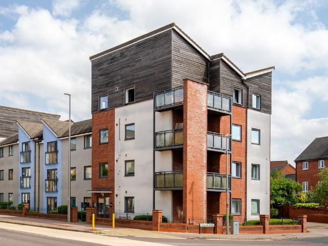 2 bedroom apartment for sale
