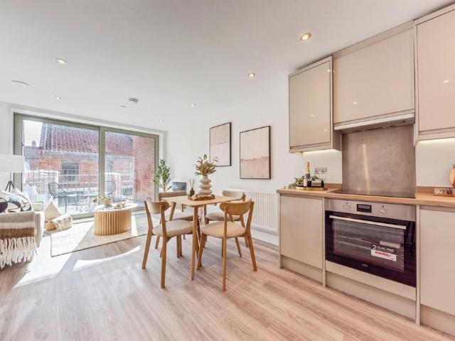 2 bedroom apartment for sale
