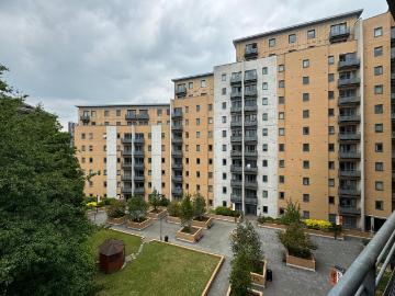 Leeds, West Yorkshire, North England - Balcony