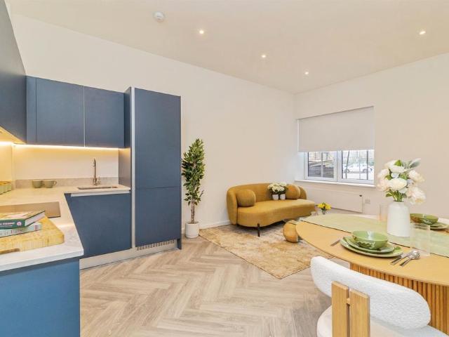2 bedroom apartment for sale