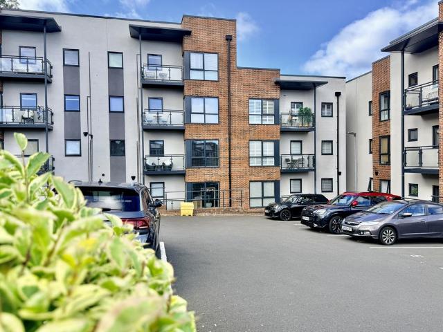 2 bedroom apartment for sale