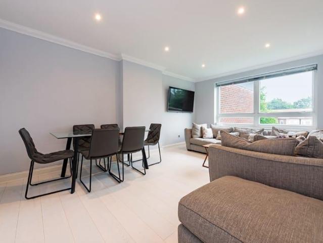 2 bedroom apartment for sale
