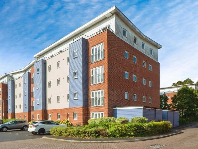 2 bedroom apartment for sale