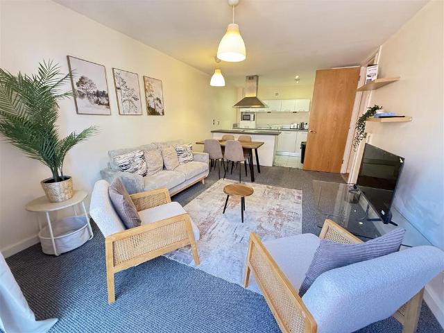 2 bedroom apartment for sale