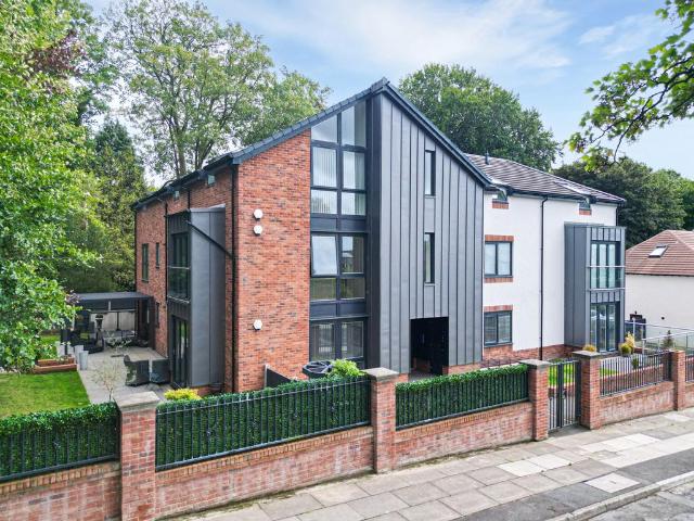 2 bedroom apartment for sale