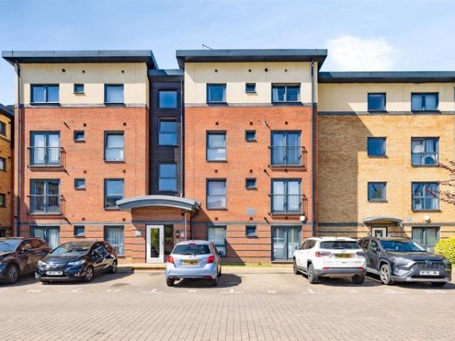 2 bedroom apartment for sale