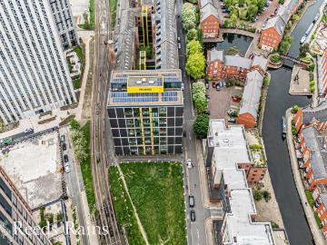 Crumpsall Manchester, M8 - Balcony