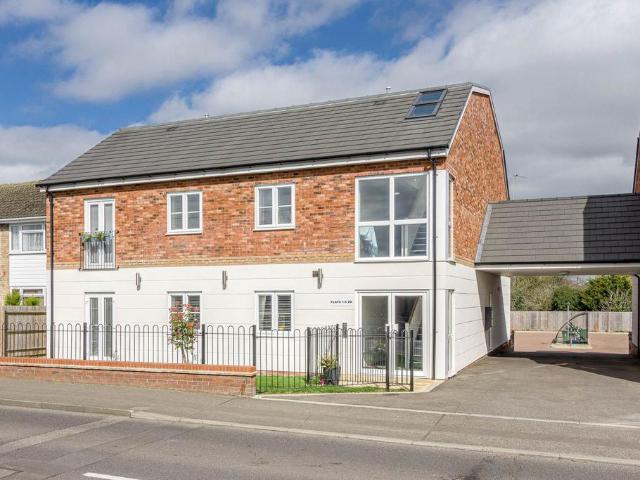 2 bedroom apartment for sale