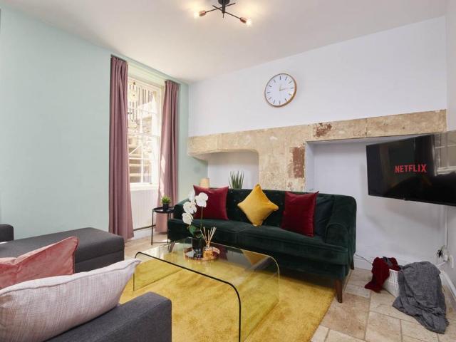 2 bedroom apartment for sale