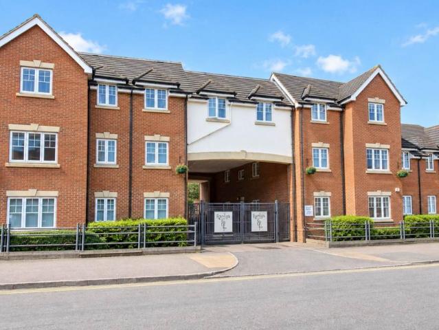 2 bedroom apartment for sale