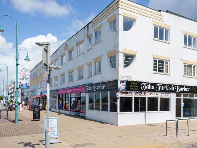 2 bedroom apartment for sale