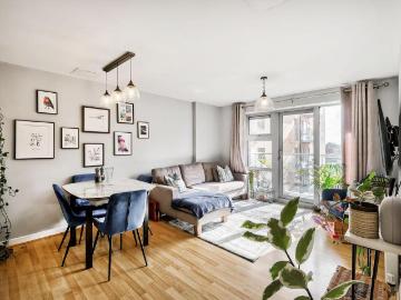 2 bedroom apartment for sale