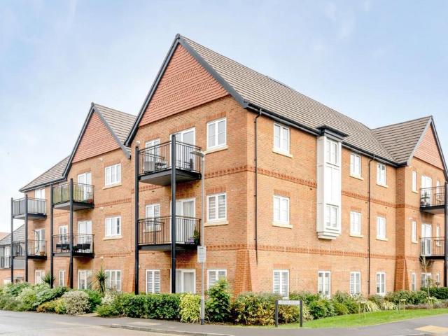 2 bedroom apartment for sale