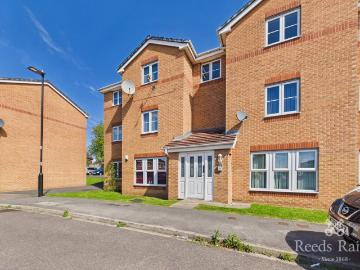 2 bedroom apartment for sale