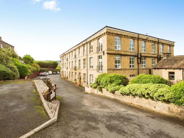 2 bedroom apartment for sale