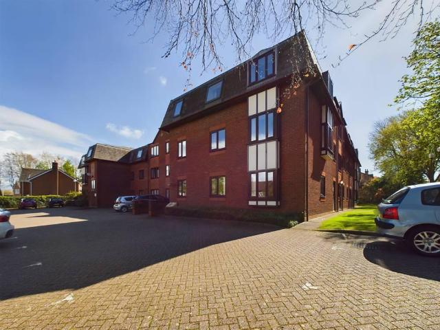 2 bedroom apartment for sale
