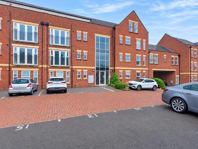 2 bedroom apartment for sale