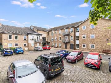 Ben Rhydding Ilkley - Balcony, Lift, Equipped kitchen