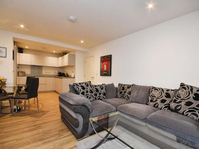 2 bedroom apartment for sale