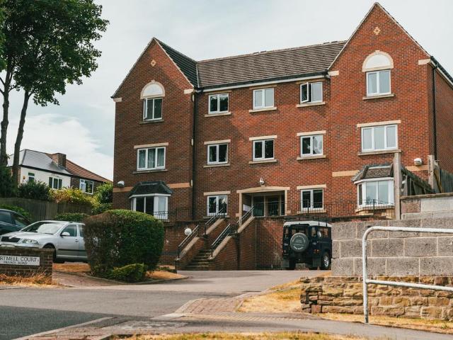 2 bedroom apartment for sale