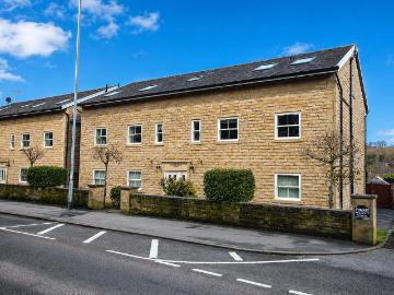 Edenfield Road OL11 Rochdale, OL11, Bradford and West Yorkshire, North England