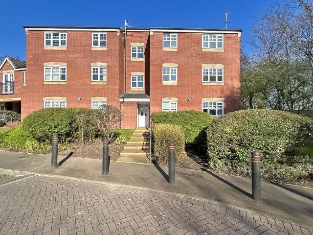 2 bedroom flat for sale