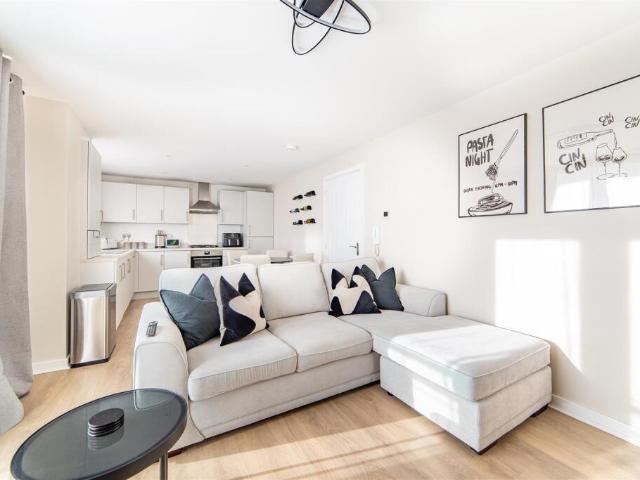 2 bedroom apartment for sale
