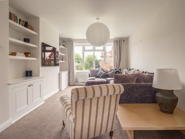 3 bedroom apartment for sale
