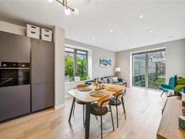 Clapham Common, SW4, Clapham Old Town, London, Greater London