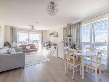 2 bedroom apartment for sale