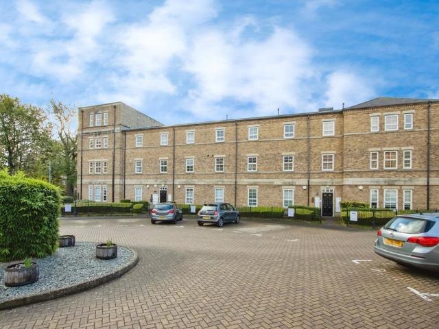2 bedroom apartment for sale