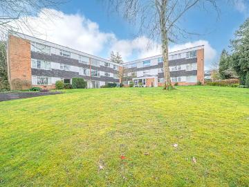 Solihull, West Midlands, Midlands - Equipped kitchen